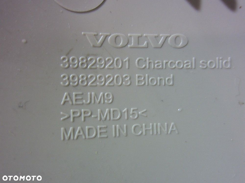 VOLVO XC60 II XC 60 OBUDOWA OSŁONA KOLUMNY KIEROWNICZEJ 39829206 39829203 - 6