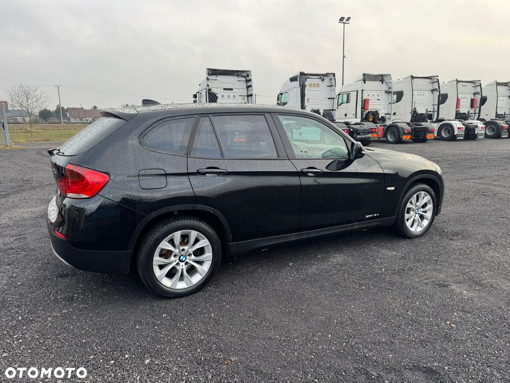 BMW X1 sDrive18d - 8