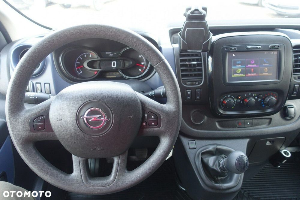 Opel Vivaro - 21