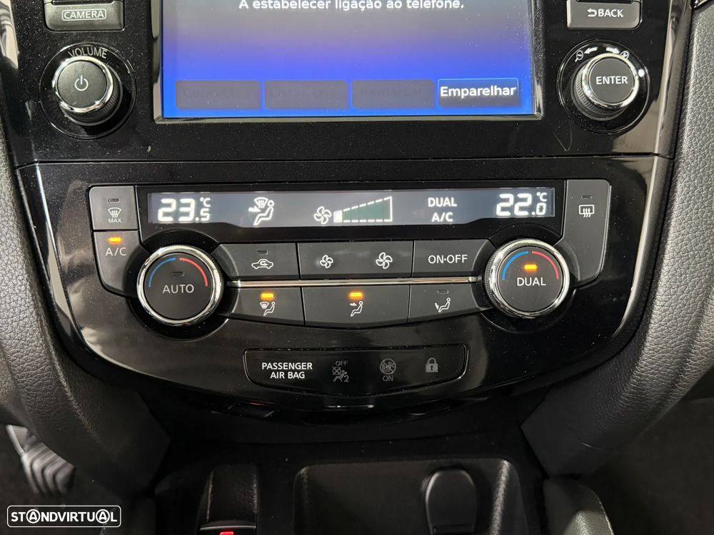 Nissan Qashqai 1.5 dCi N-Connecta - 29