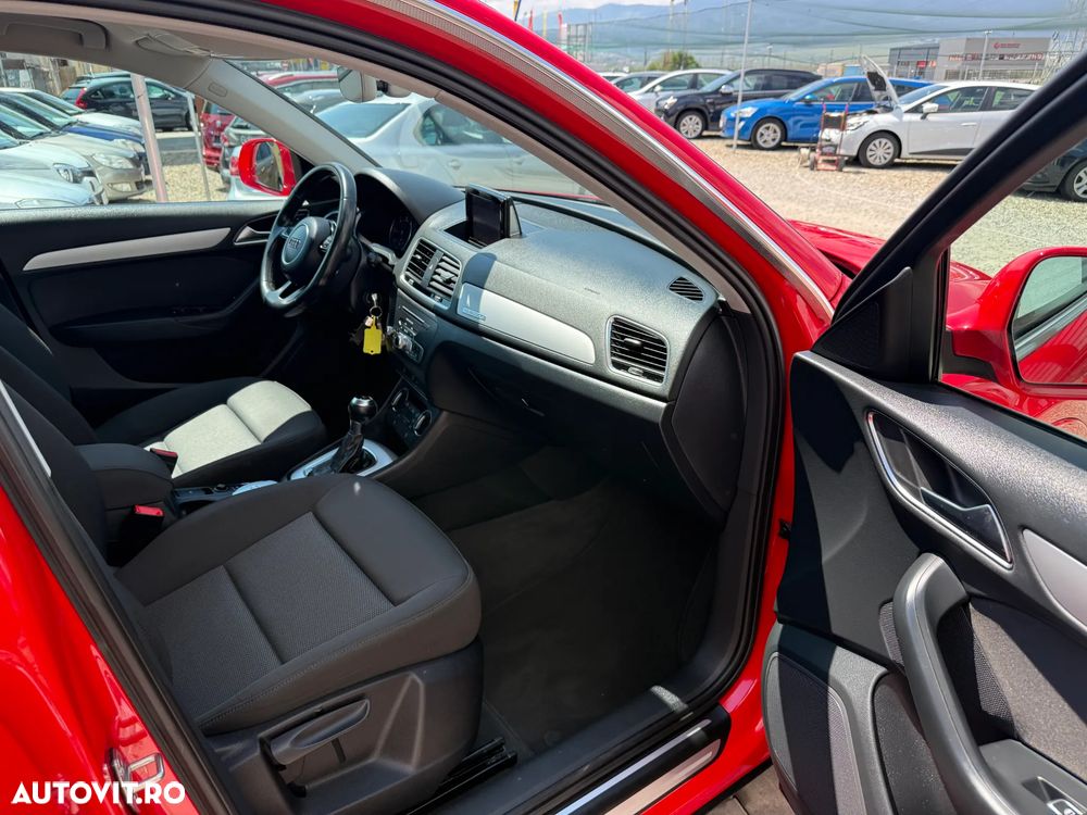 Audi Q3 - 18