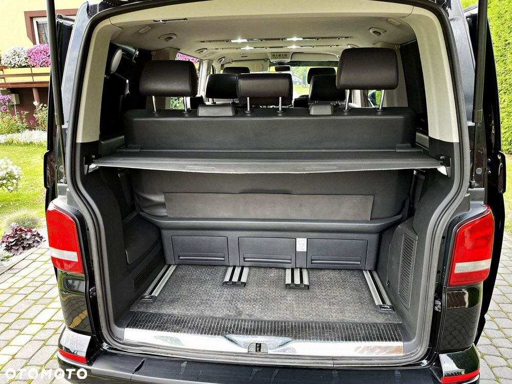 Volkswagen Multivan - 20