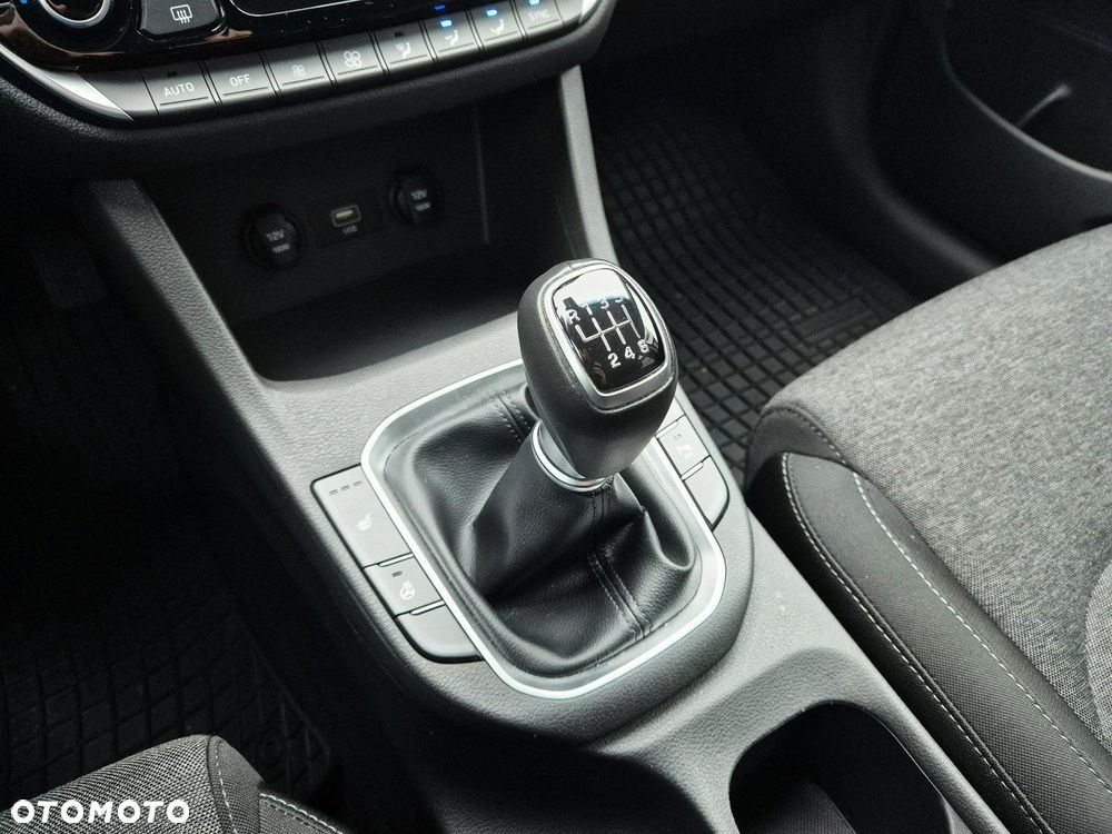 Hyundai i30 - 24