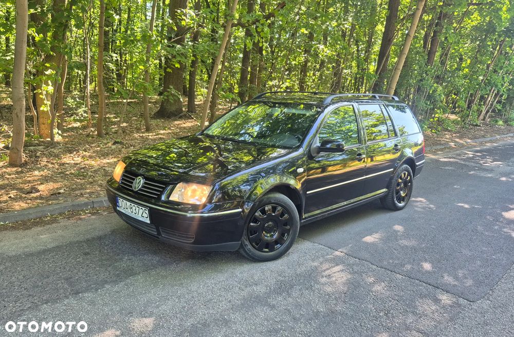Volkswagen Bora Variant 2.0 - 1