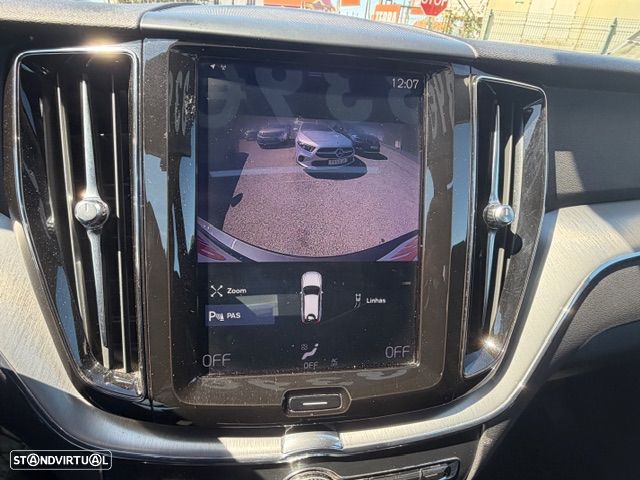 Volvo XC 60 2.0 T8 PHEV Momentum AWD - 21