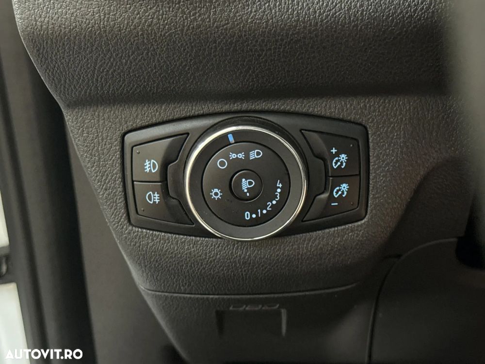 Ford Courier - 14