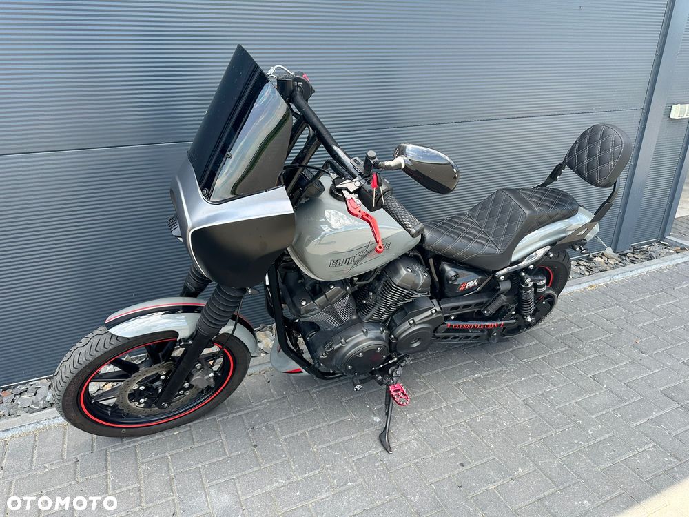 Yamaha XVS - 1