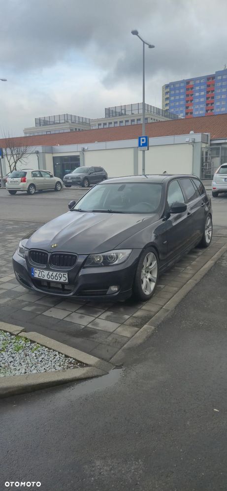 BMW Seria 3 320d DPF - 8