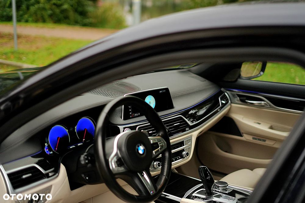 BMW Seria 7 750d xDrive - 16