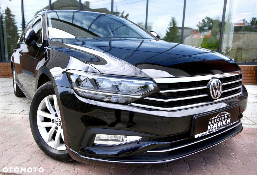 Volkswagen Passat - 16