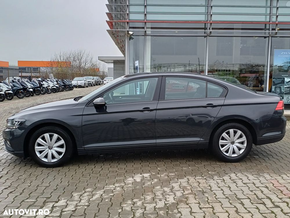 Volkswagen Passat 1.5 TSI ACT DSG Trendline - 4