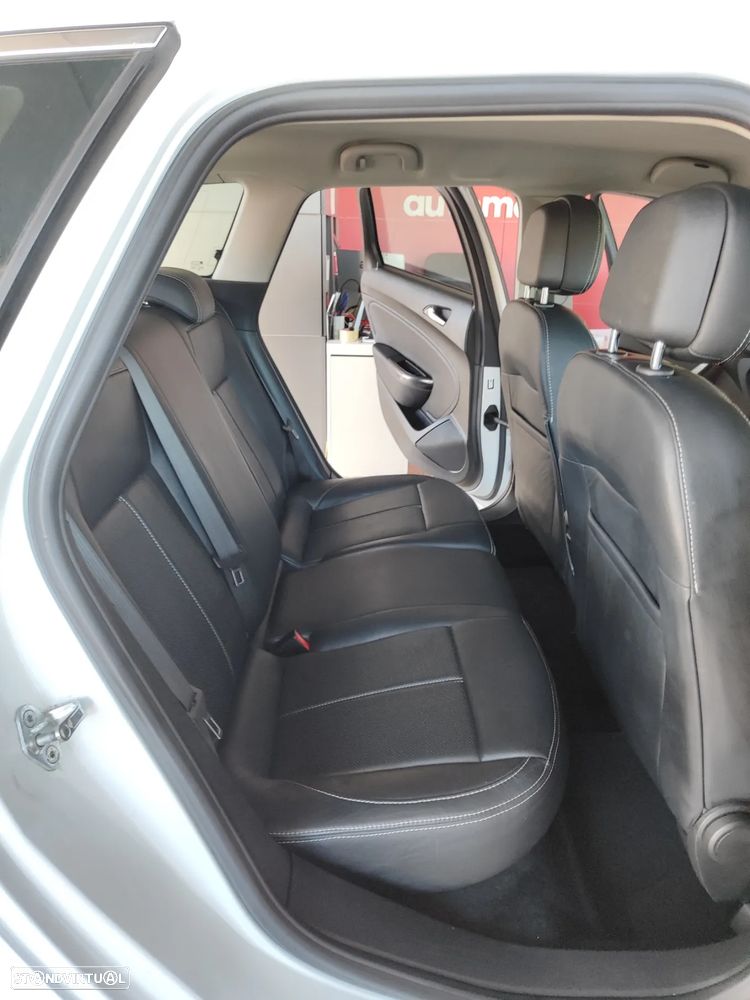 Opel Astra Sports Tourer 1.7 CDTI DPF ecoFLEX S&S Innovation - 17