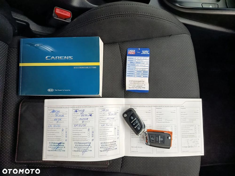 Kia Carens 1.6 GDI Dream Team Edition - 34