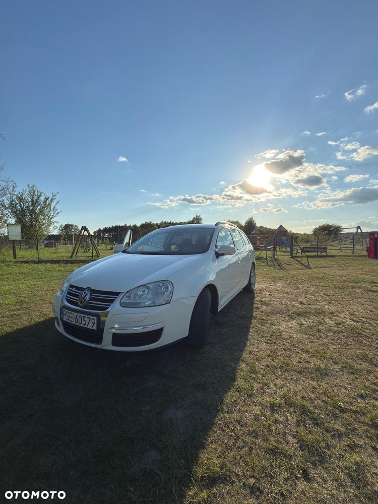 Volkswagen Golf - 2