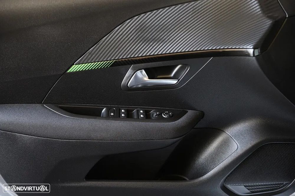 Peugeot 208 1.2 PureTech Active Pack - 28