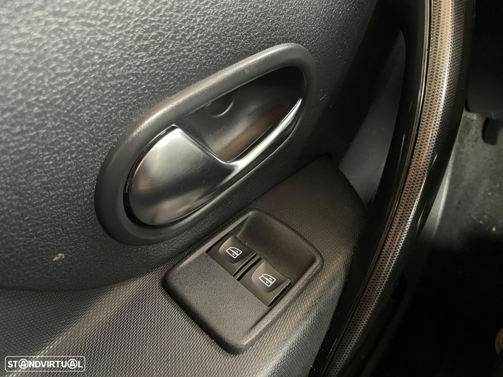 Dacia Sandero TCe 90 (S&S) Comfort - 12