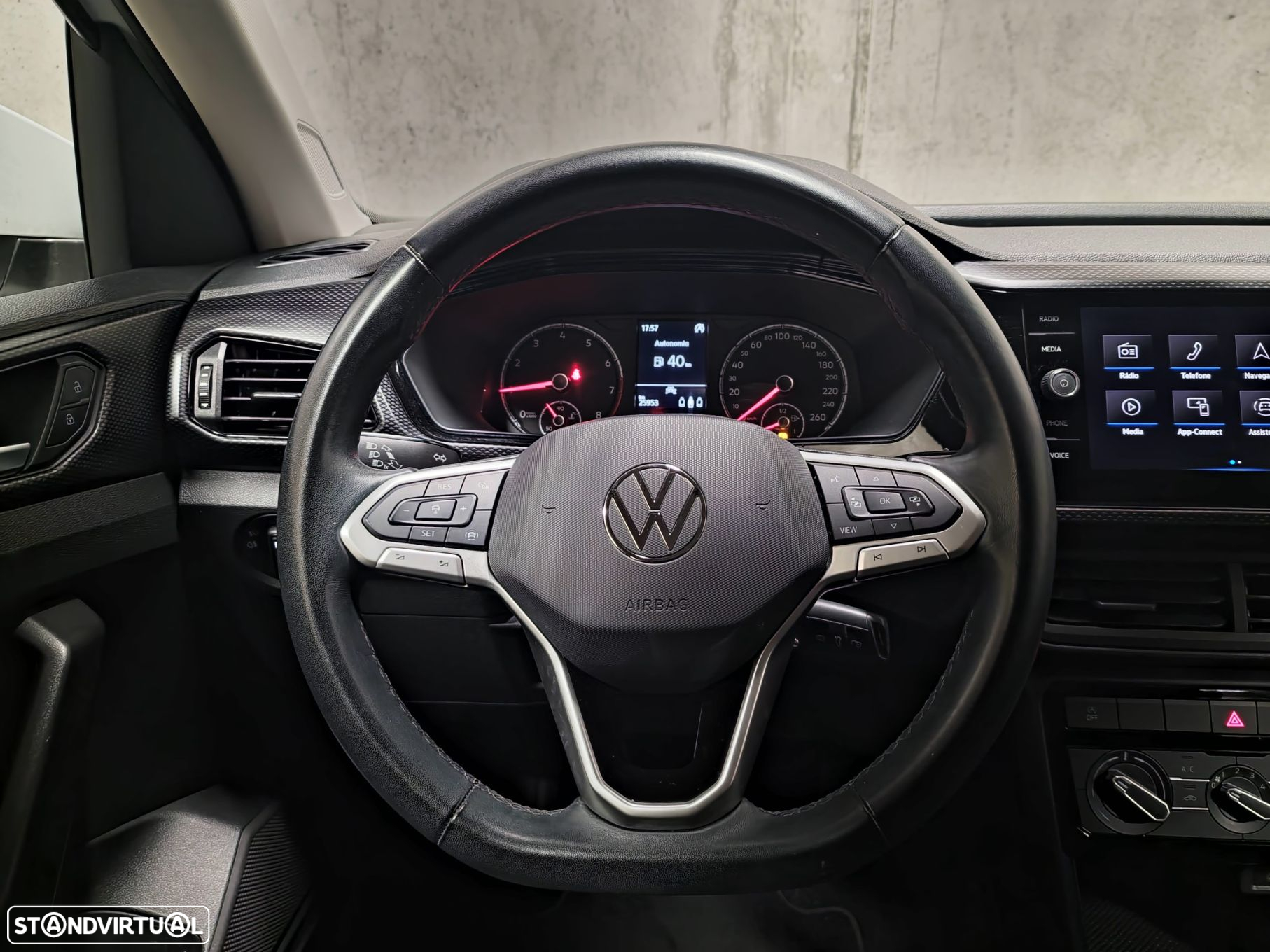 VW T-Cross 1.0 TSI Life - 11