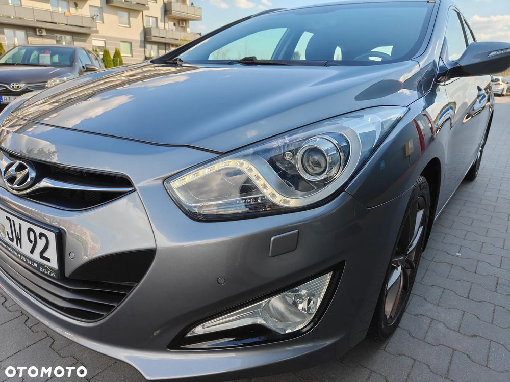 Hyundai i40 i40cw 1.7 CRDi Fifa World Cup Edition - 17