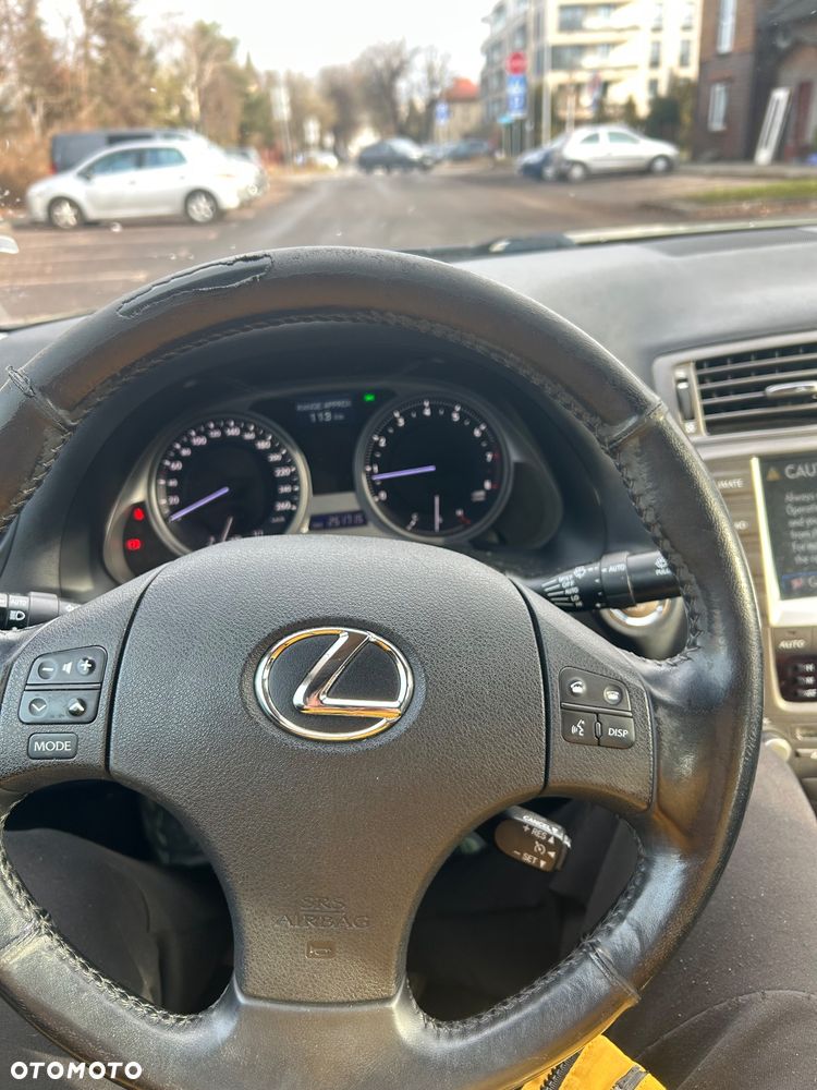 Lexus IS 250 Prestige - 9