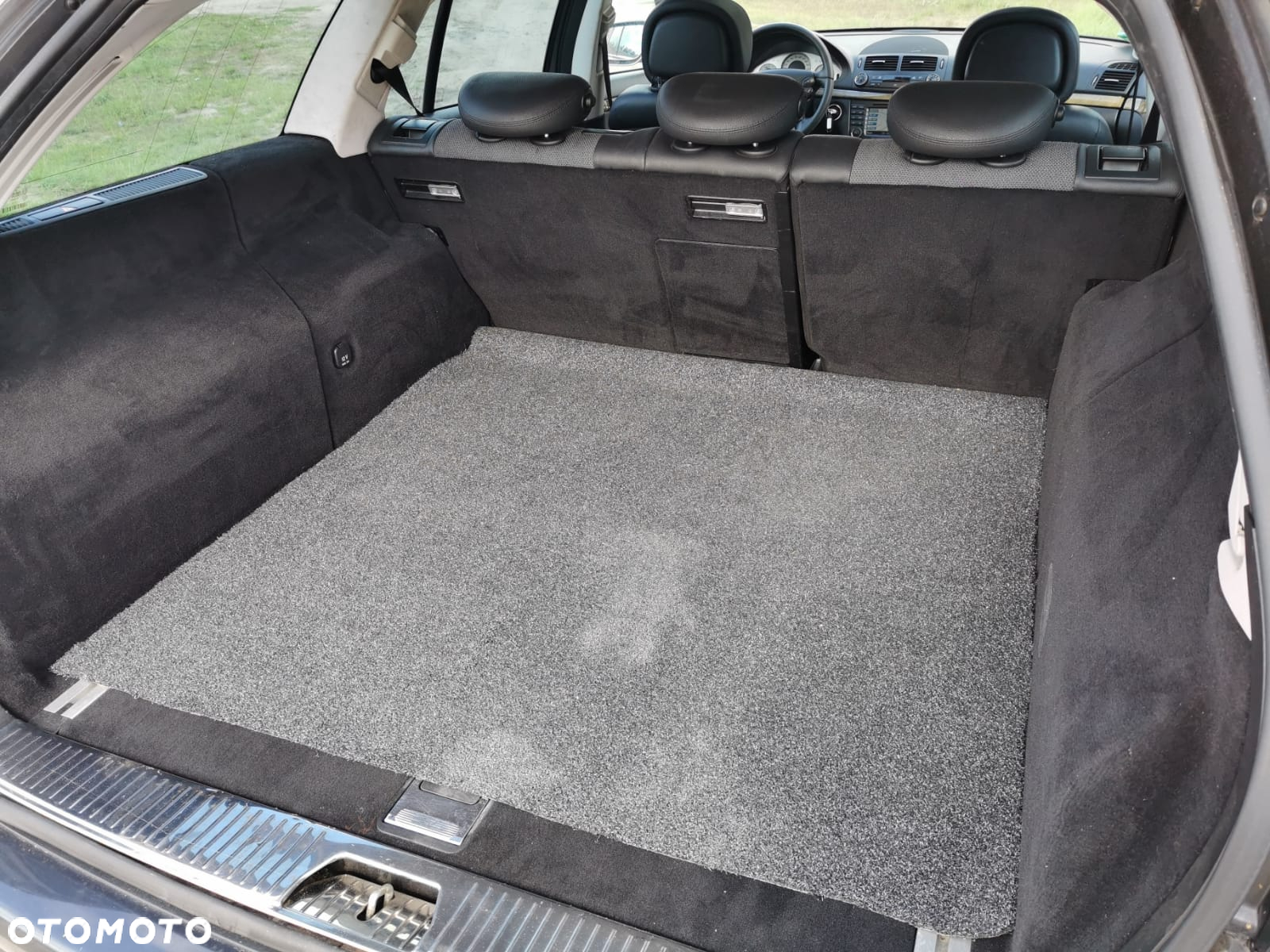Mercedes-Benz Klasa E 320 CDI 4-Matic Avantgarde - 37
