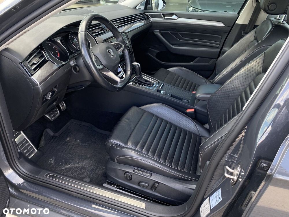 Volkswagen Passat Alltrack 2.0 TSI 4Mot DSG - 10