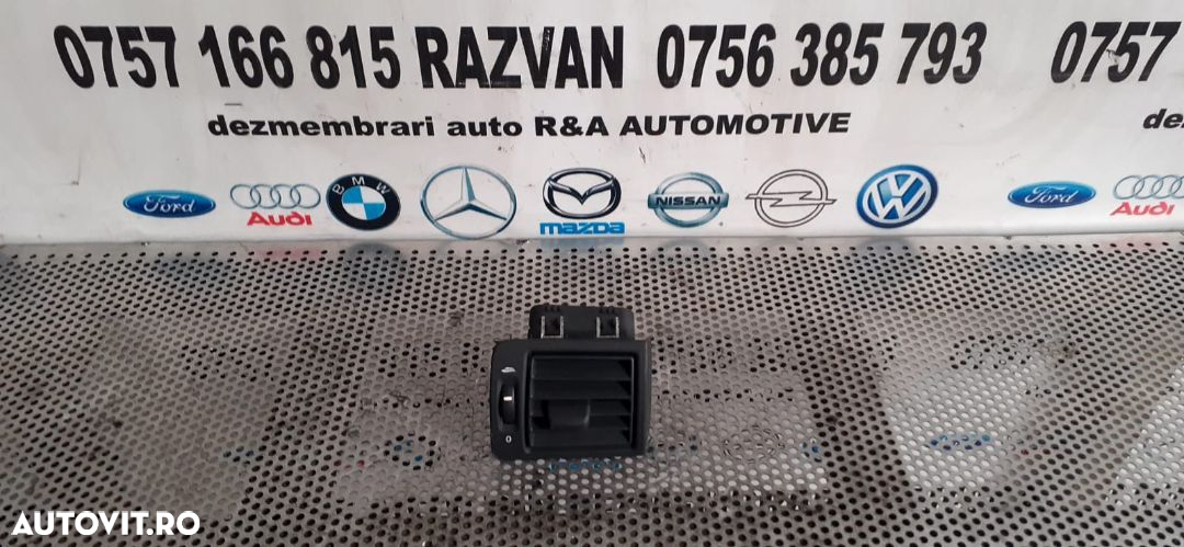 Grile Grila Ventilatie Bord Volvo S50 V50 An 2005/2010 - 7