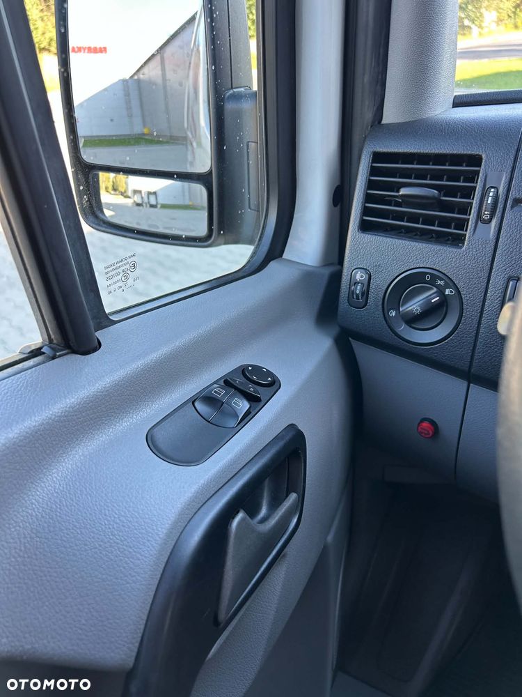 Volkswagen CRAFTER - 25