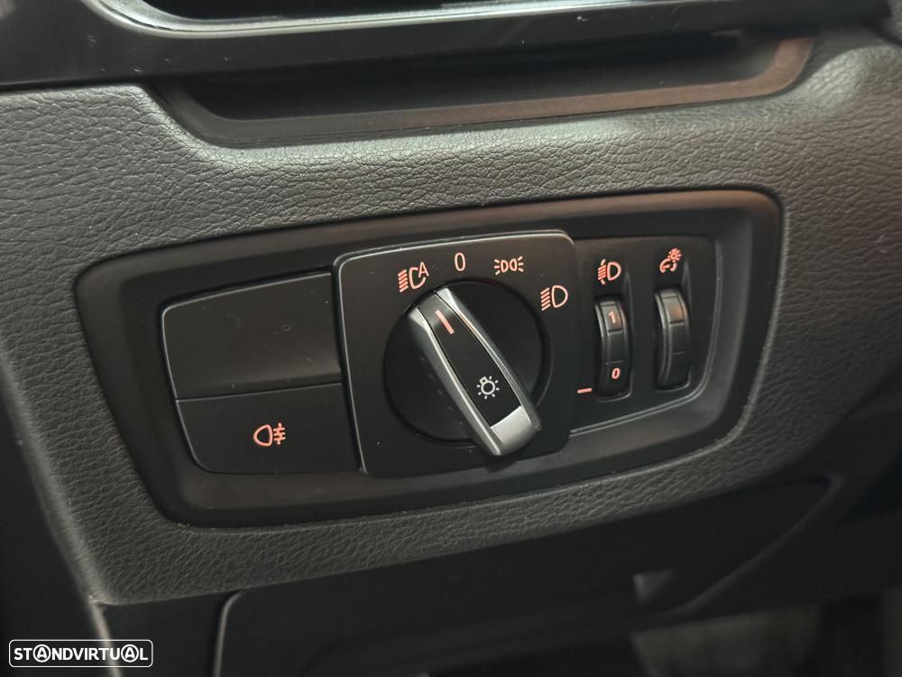 BMW X1 16 d sDrive Auto Advantage - 26