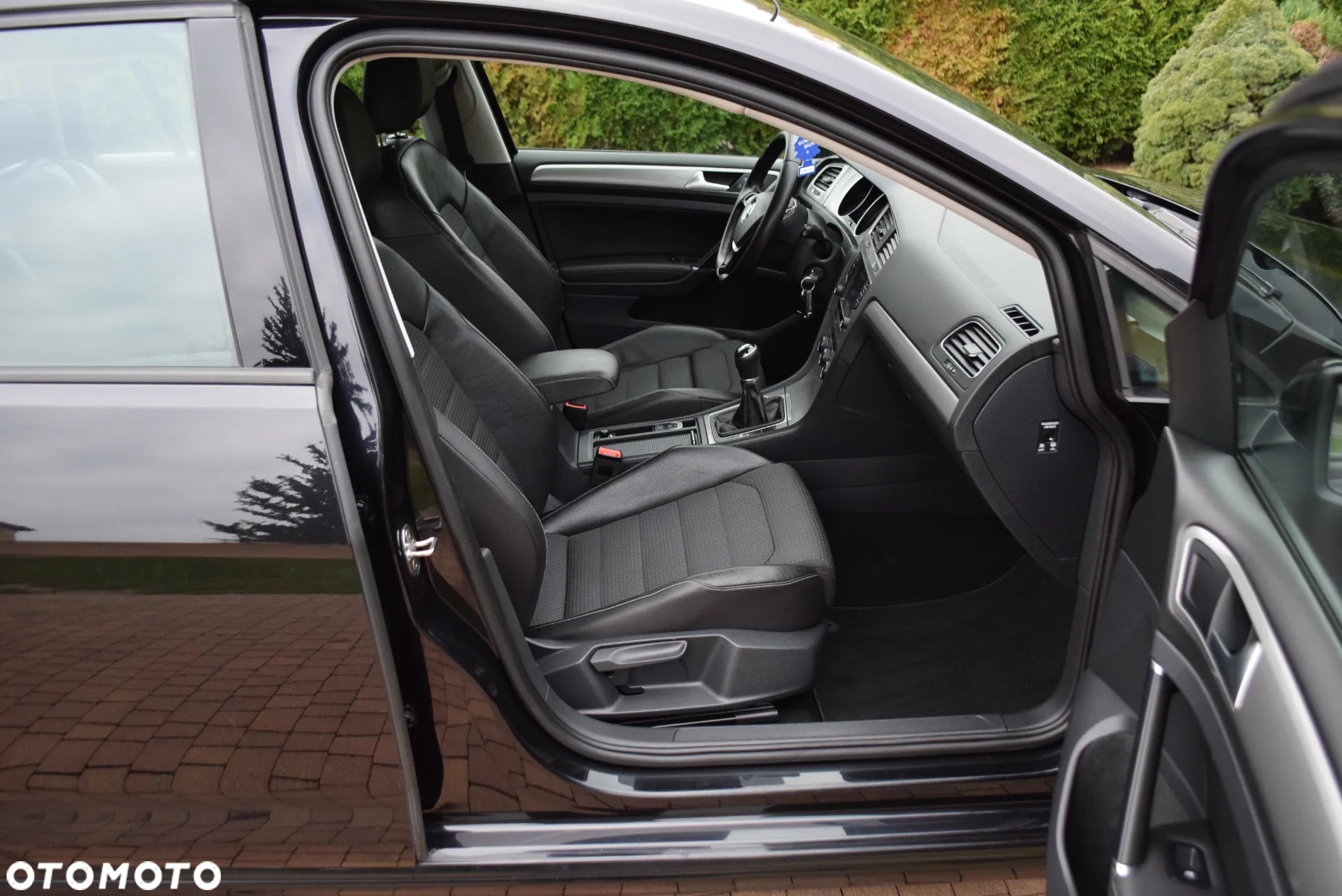 Volkswagen Golf Variant 2.0 TDI SCR Highline - 15