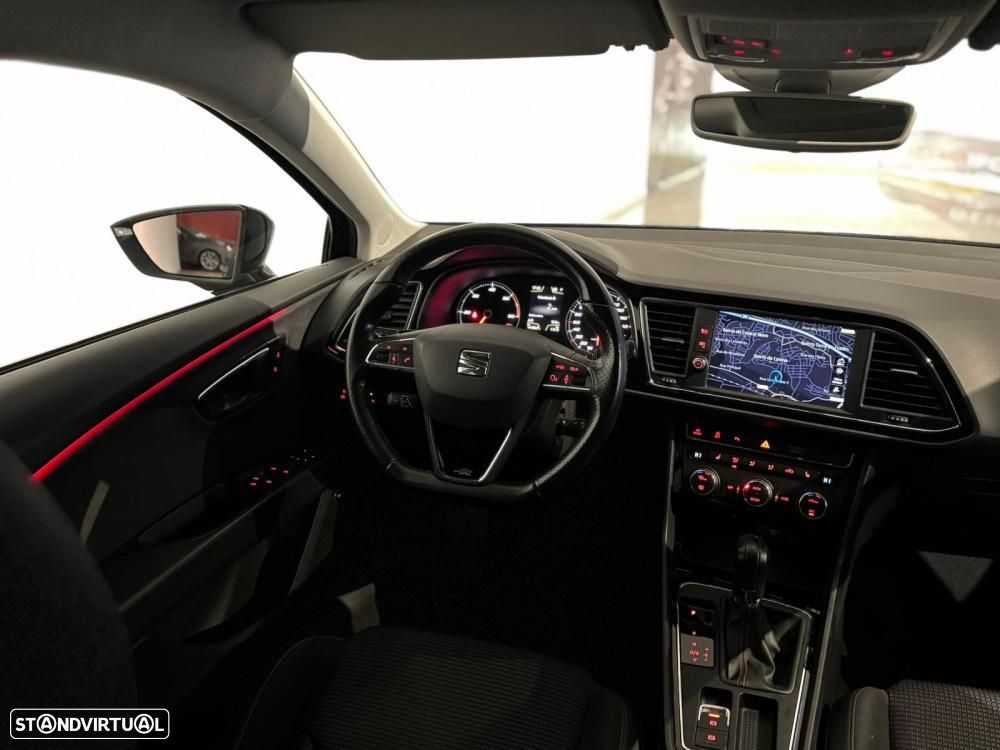 SEAT Leon ST 2.0 TDI DPF DSG FR - 31