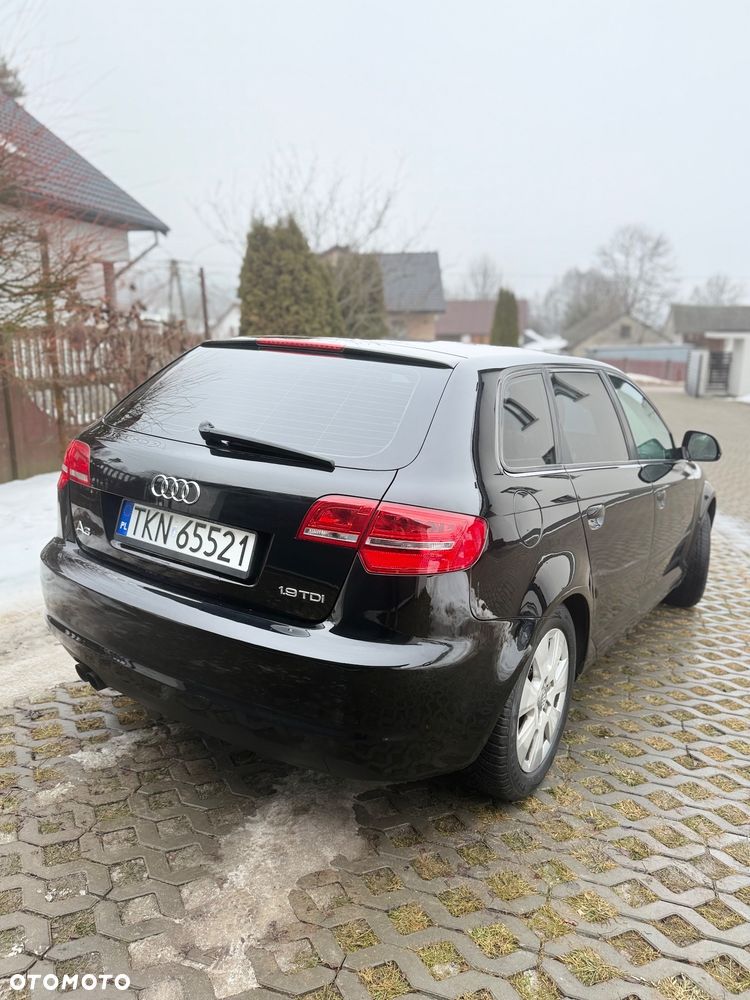 Audi A3 Sportback 1.9 TDIe DPF - 11