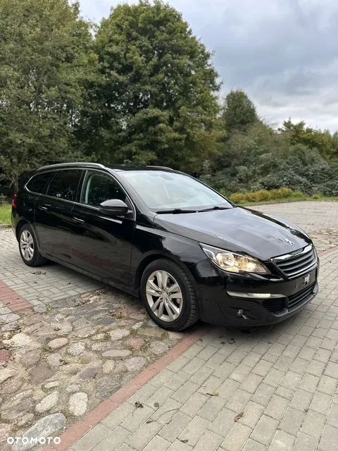 Peugeot 308 1.6 BlueHDi Allure S&S - 24