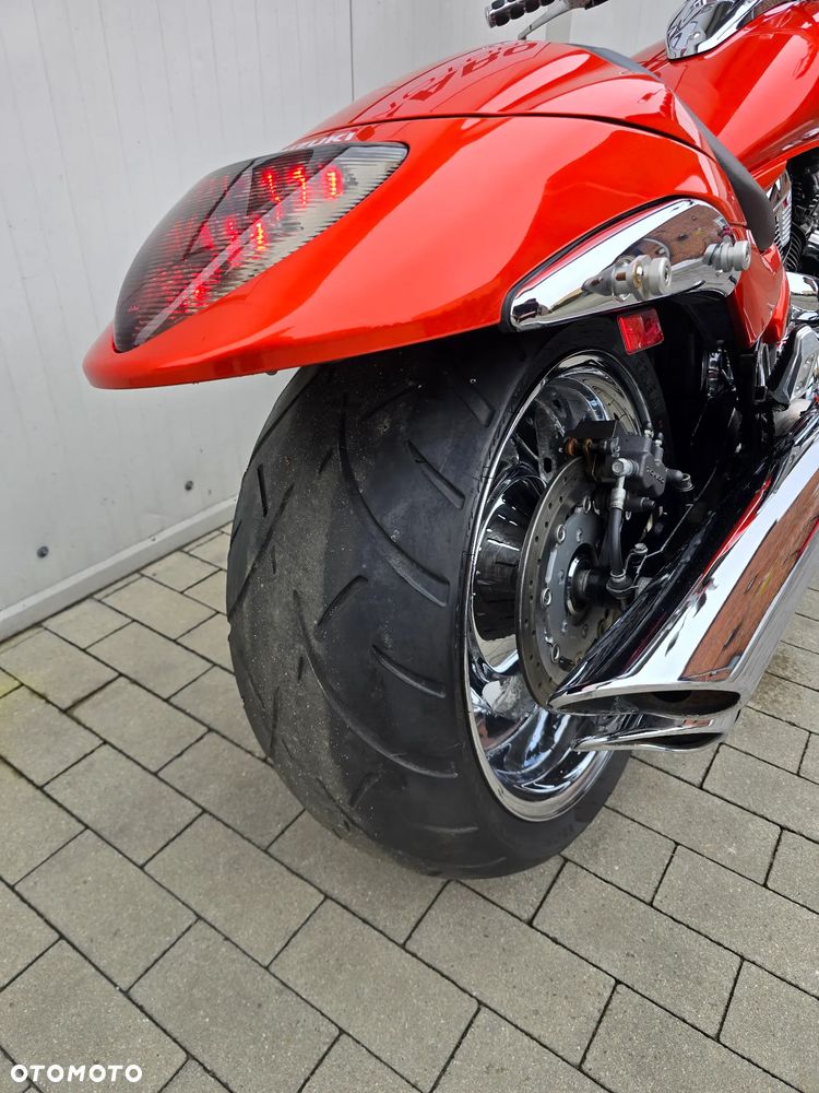 Suzuki Boulevard - 4