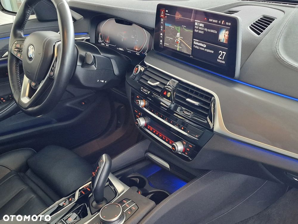 BMW Seria 5 520d xDrive Luxury Line - 5