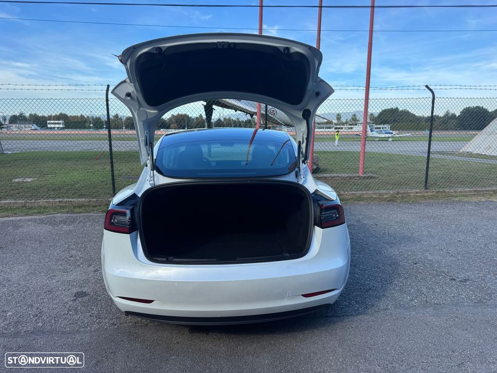 Tesla Model 3 Standard RWD Plus - 44