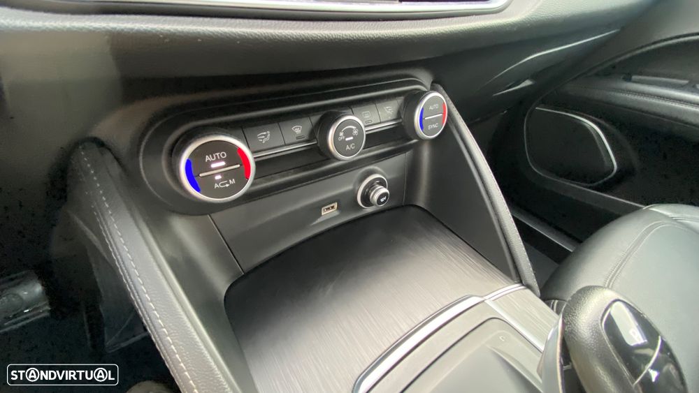 Alfa Romeo Stelvio 2.2 D Super AT8 - 50