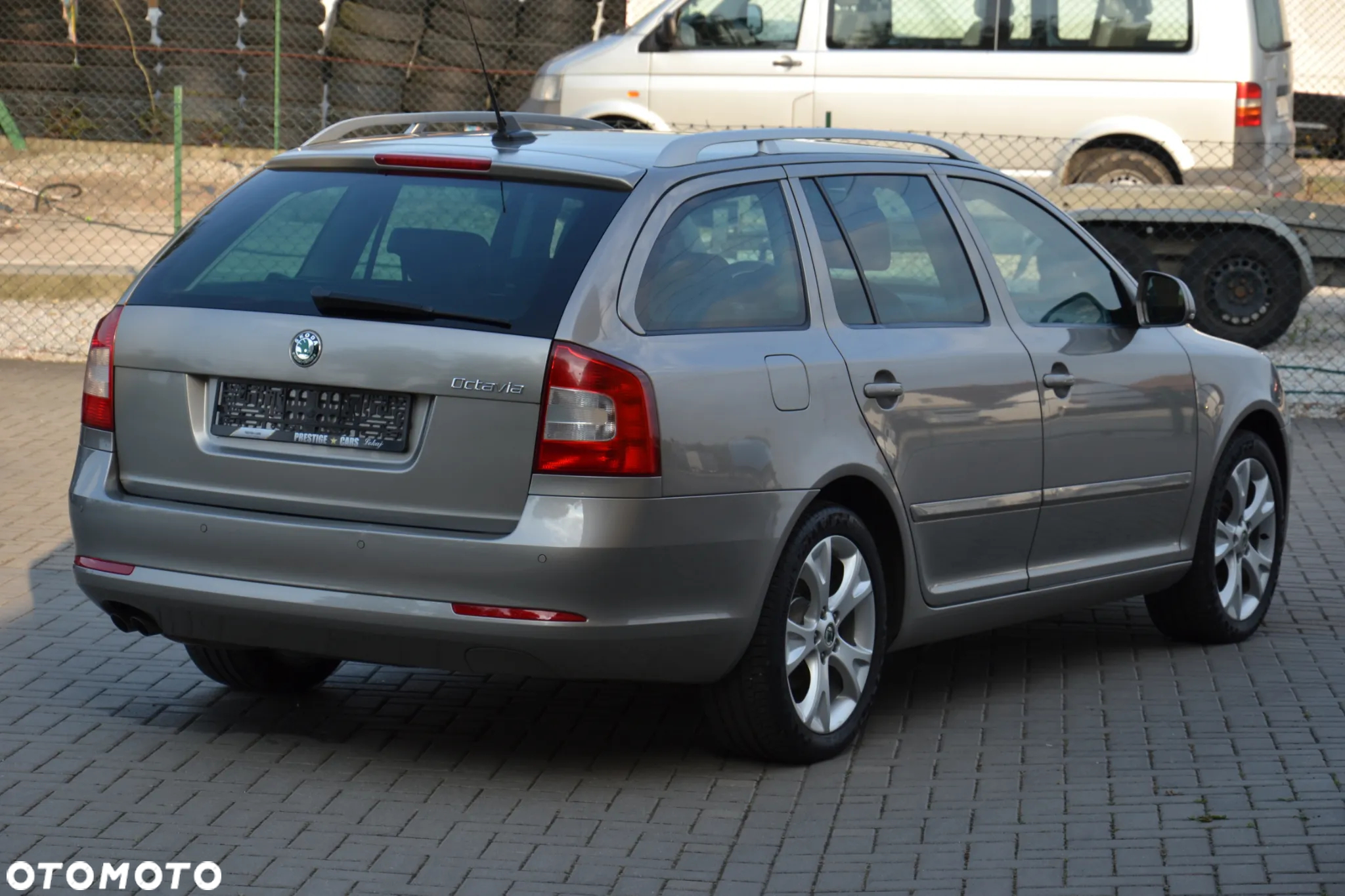 Skoda Octavia Combi 1.4 TSI DSG Ambition - 16