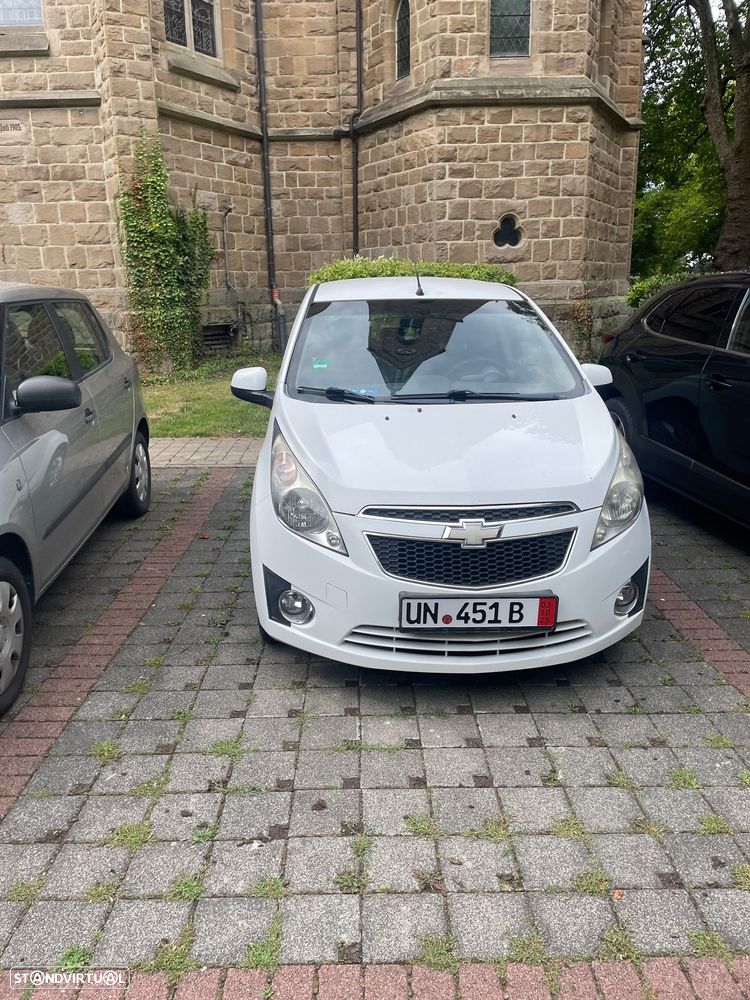 Chevrolet Spark 1.0 - 12