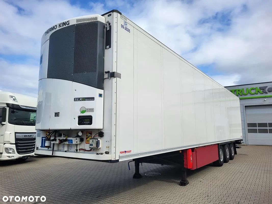 Schmitz Cargobull SCB S3B - 1