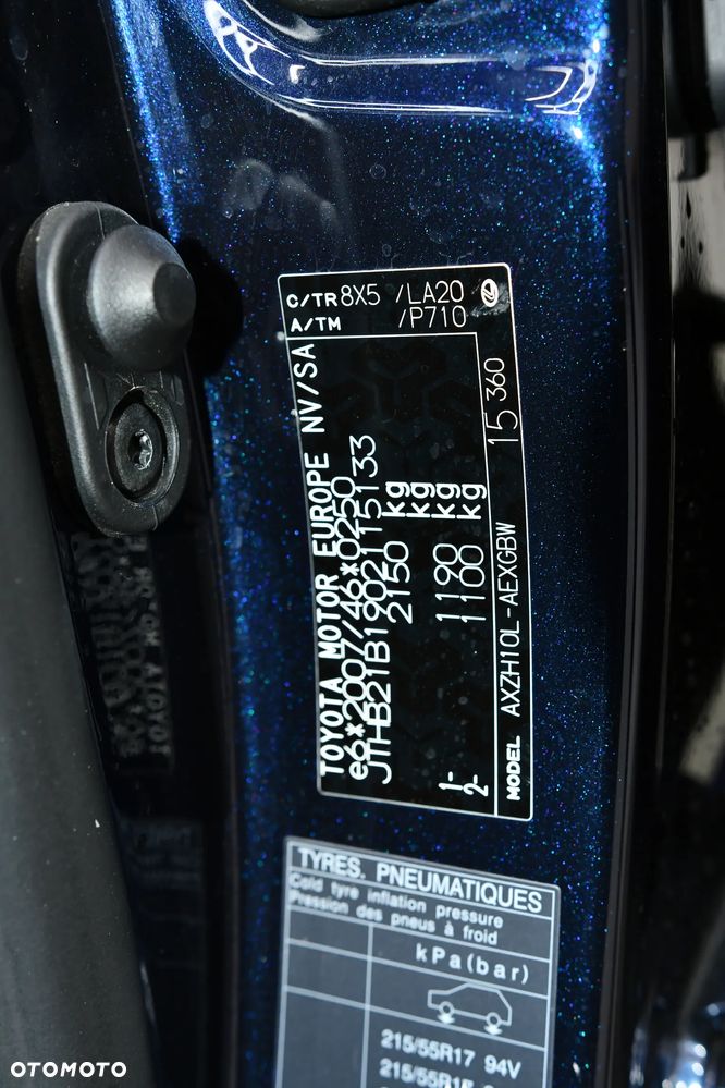 Lexus ES 300h Business Edition + - 29