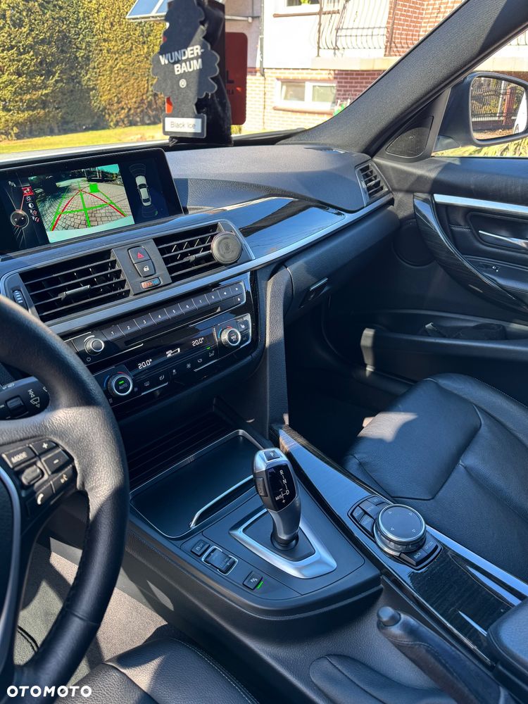 BMW Seria 3 320d xDrive Luxury Line - 10