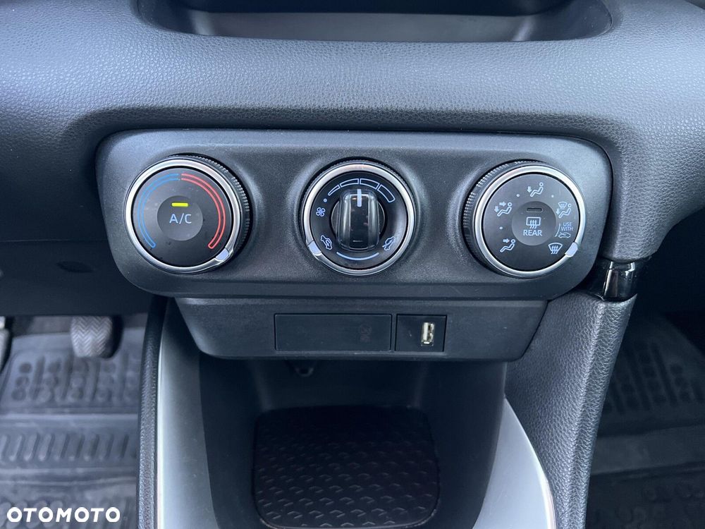 Toyota Yaris - 19