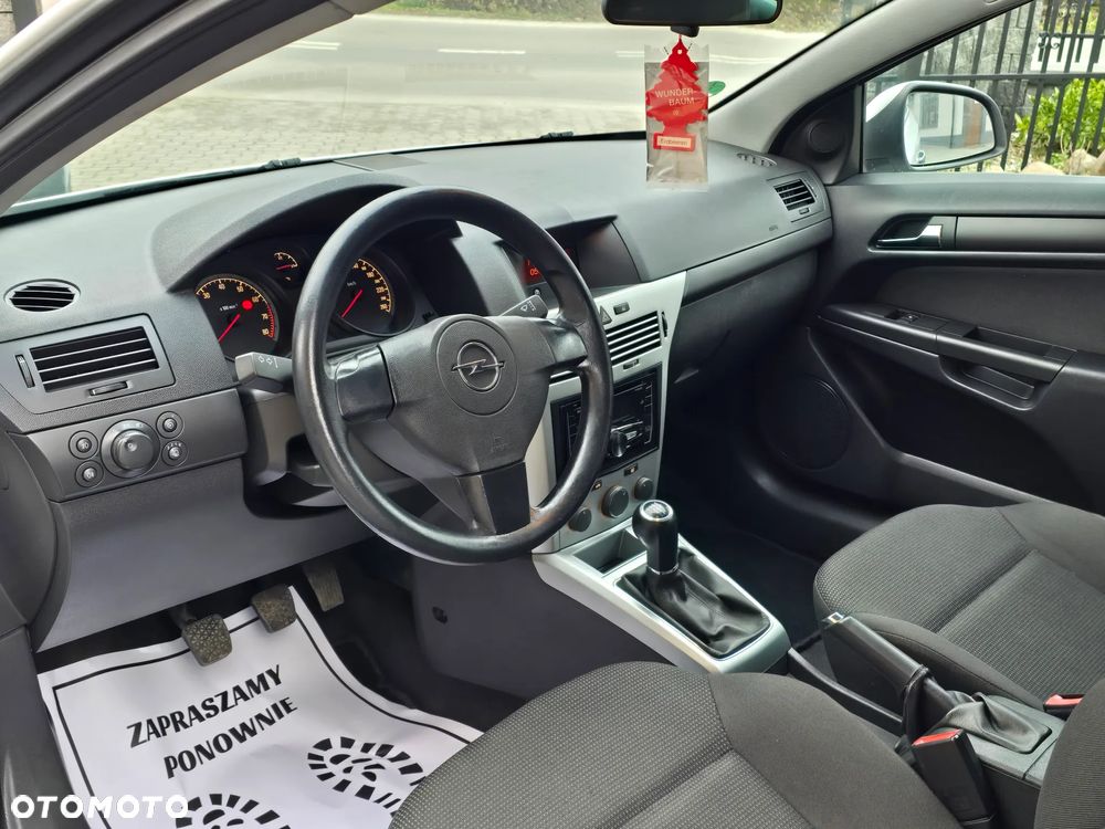 Opel Astra 1.4 Innovation - 23