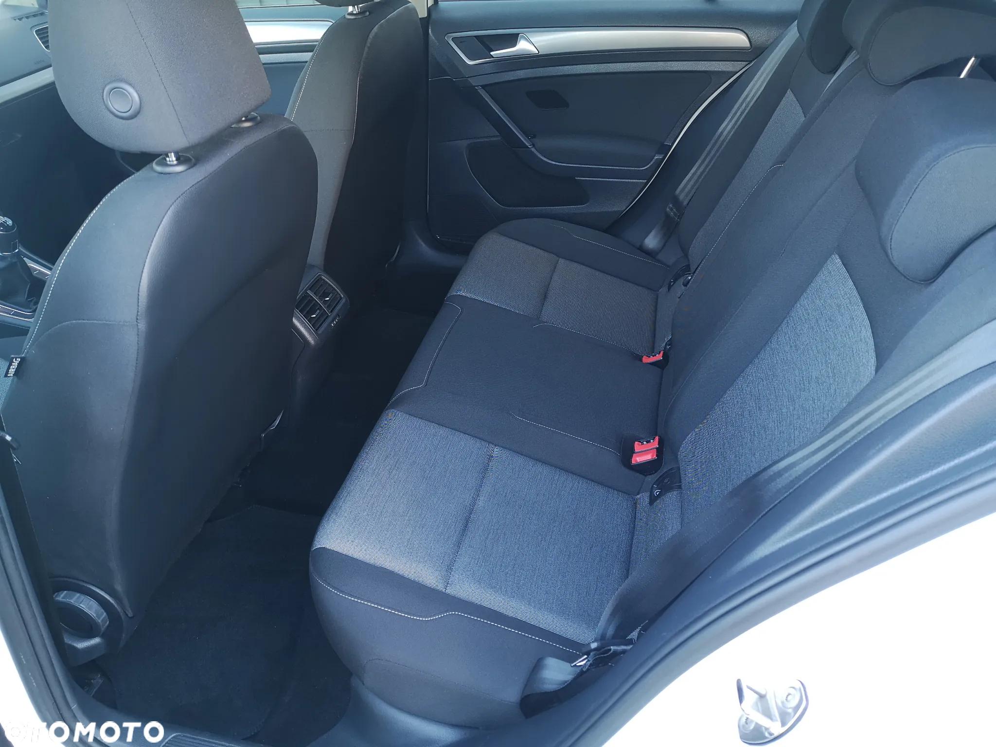 Volkswagen Golf 1.2 TSI BlueMotion Technology Trendline - 23