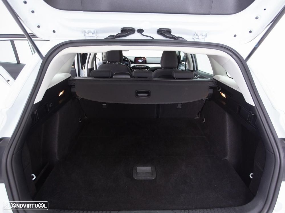 Ford Focus SW - 12