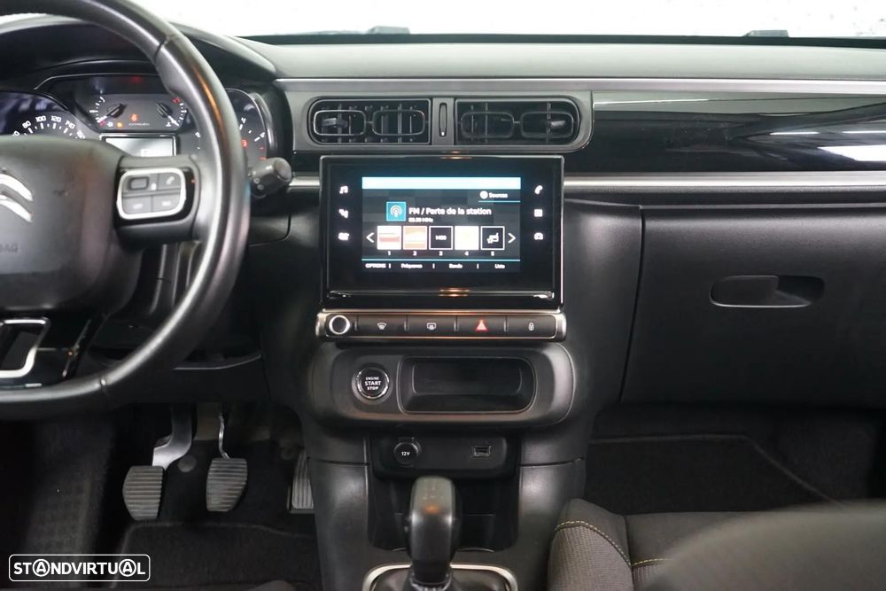 Citroën C3 1.2 PureTech Shine - 28