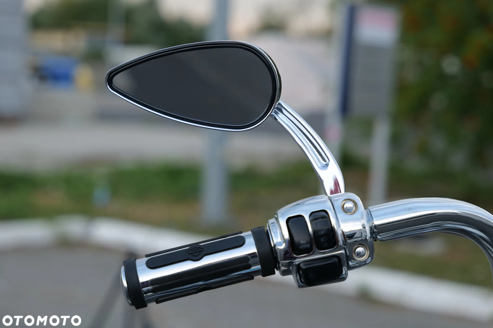 Harley-Davidson Softail Deluxe - 19