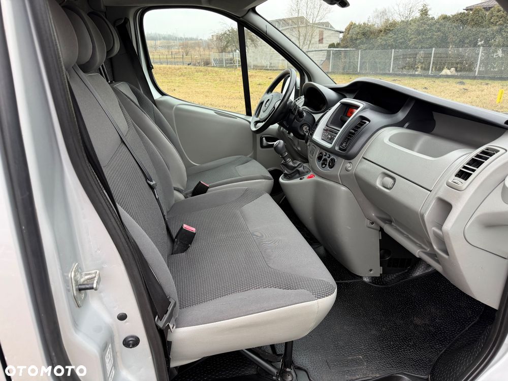 Opel Vivaro Long - 15