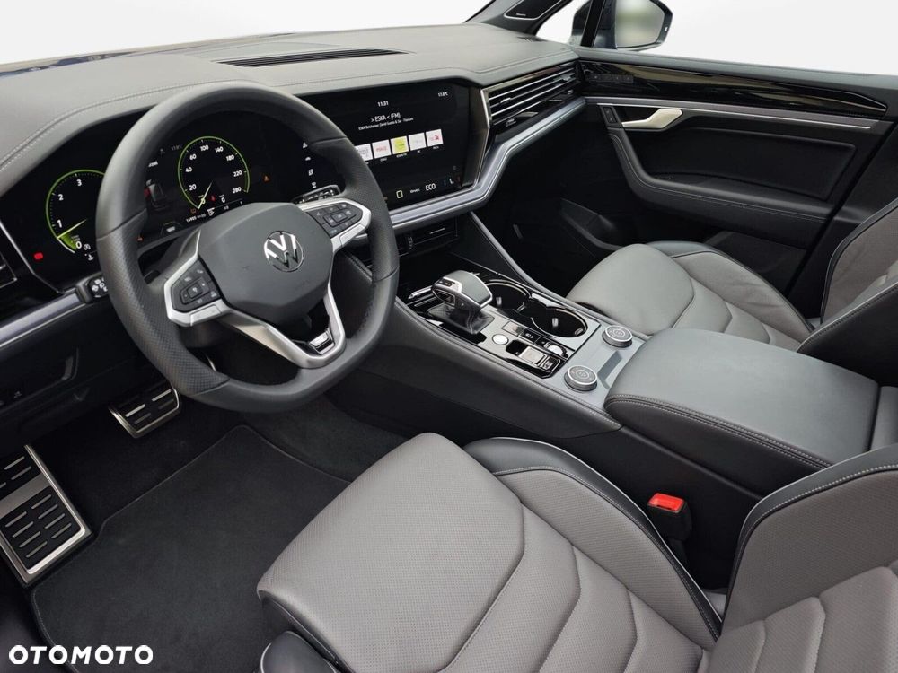 Volkswagen Touareg 3.0 V6 TDI SCR 4Mot R-Line - 16