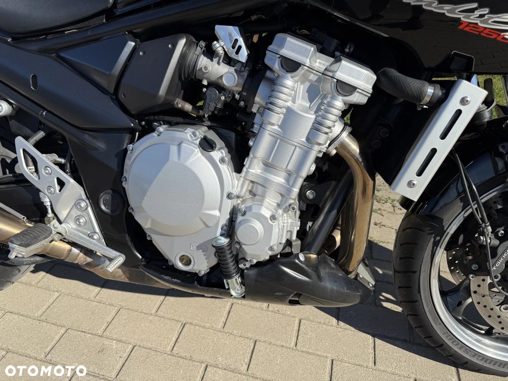 Suzuki Bandit - 10